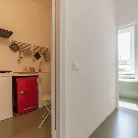 Iflat Amedeo Industrial Loft Daire