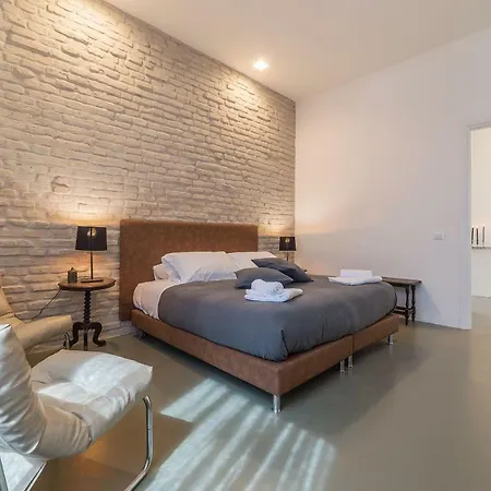 Iflat Amedeo Industrial Loft Daire